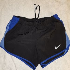 Nike Women's Dry Fit Shorts Size Small